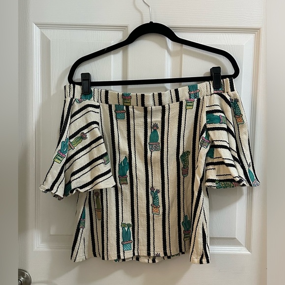 Judith March Off-shoulder Cactus Print top size Small - Picture 3 of 9